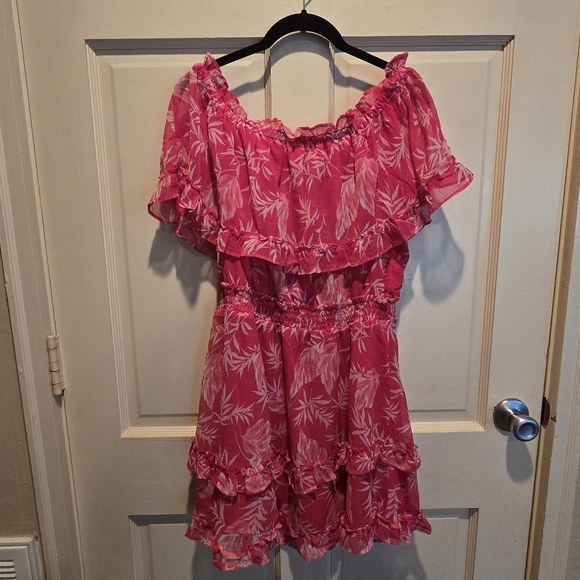 Jessica Simpson Pink Leaf Print Off Shoulder Dress - Picture 3 of 6